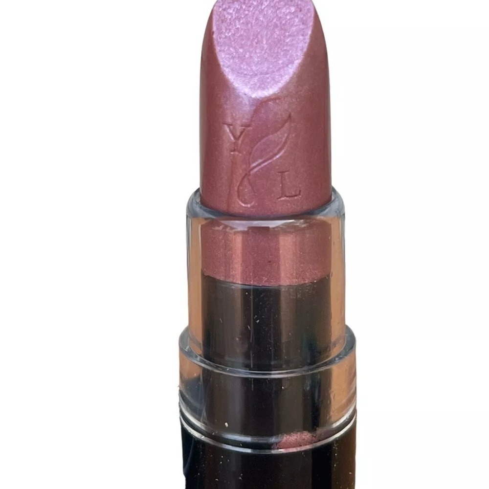 COPY - New Savvy Minerals Lipstick Uptown Girl